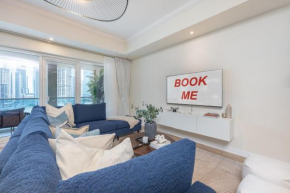Luxurious 1-Bedroom Apartment at Churchill Tower with a scenic city view!